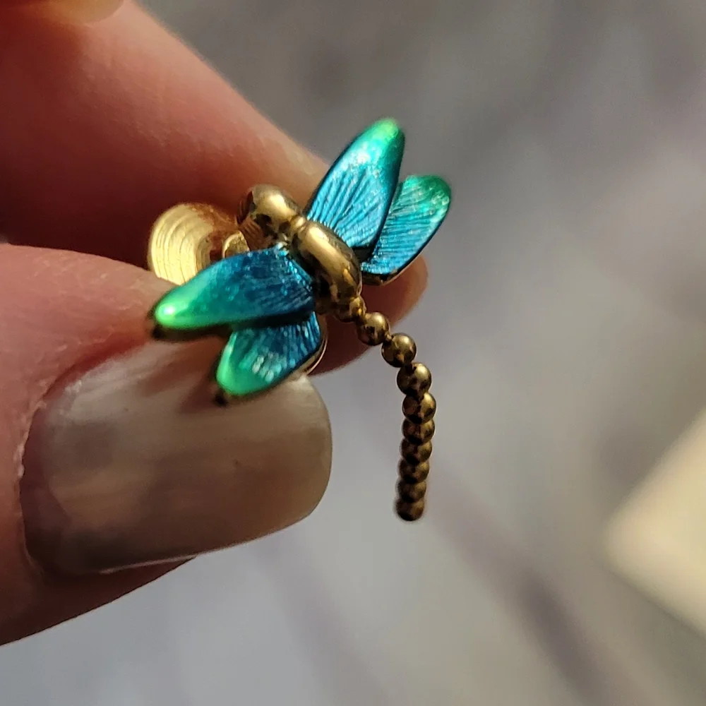 Vintage Avon Dragonfly Lapel Pin Blue Green Goldtone